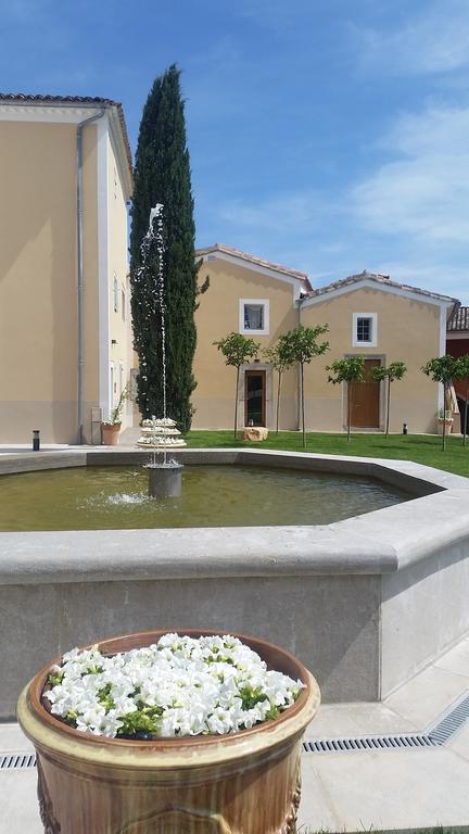 Domaine De Ceyrac Bed & Breakfast Conqueyrac Exterior photo
